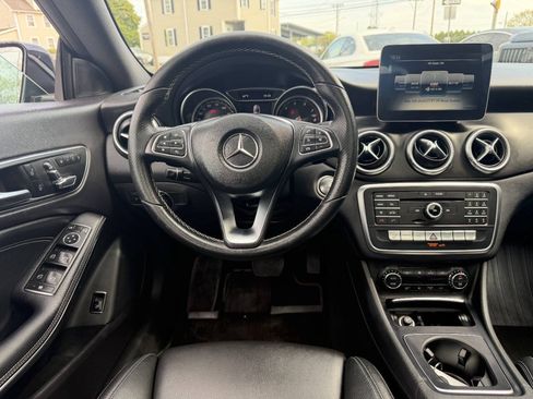Used 2018 Mercedes-Benz CLA 250 4MATIC image 18
