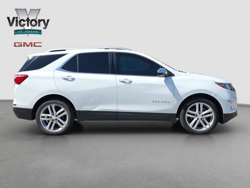 Used 2018 Chevrolet Equinox Premier FWD image 18