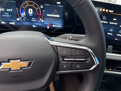 New 2026 Chevrolet Equinox LT w/ Safety and Technology Package image 24