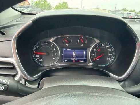 Used 2021 Chevrolet Equinox LT FWD image 14