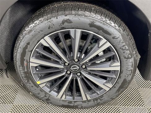 New 2026 Nissan Pathfinder Platinum image 20