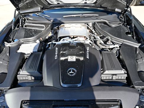 Used 2019 Mercedes-Benz AMG GT R image 47