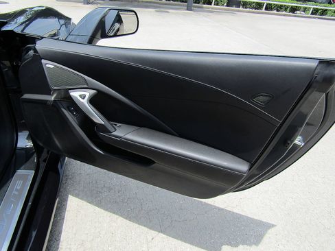Used 2018 Chevrolet Corvette Grand Sport RWD image 14