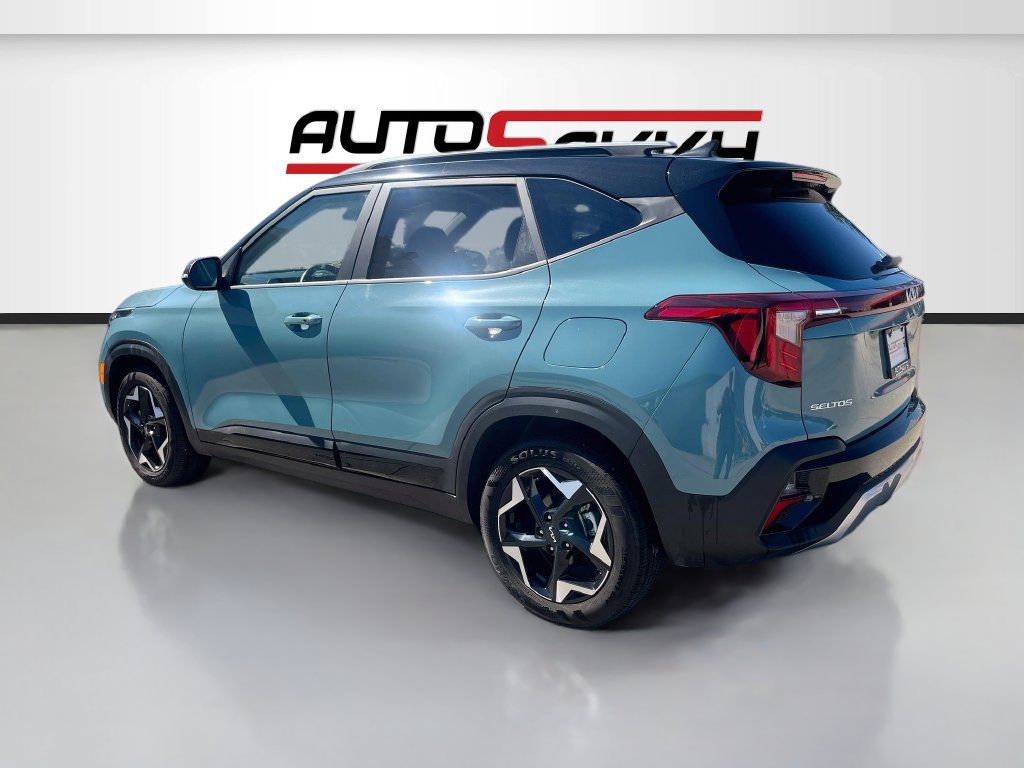 Used 2026 Kia Seltos S FWD image 5