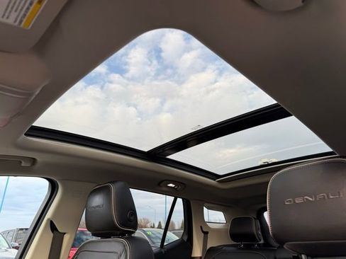 Used 2020 GMC Terrain Denali w/ Denali Premium Package image 34