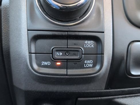 Used 2018 RAM 1500 Express w/ Express Value Package image 20