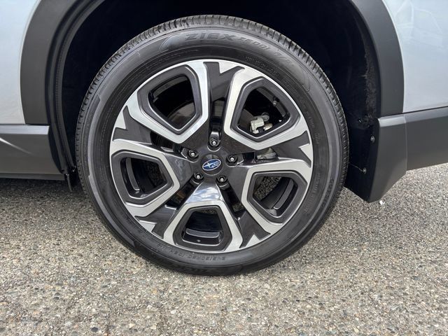 Used 2024 Subaru Ascent Limited AWD/4WD image 29