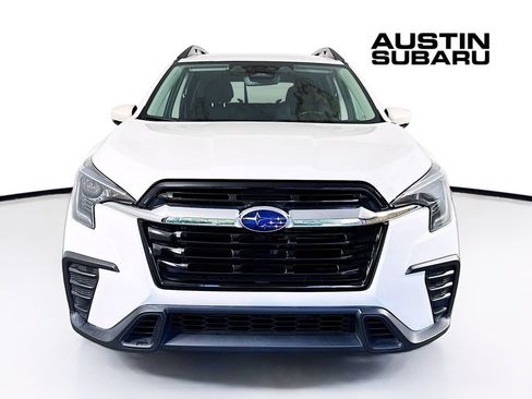 Used 2024 Subaru Ascent Premium w/ Convenience Package AWD/4WD image 2