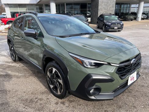 Certified 2025 Subaru Crosstrek 2.5i Limited w/ Crosstrek Mirror Package image 1