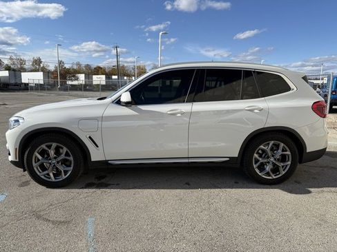 Used 2020 BMW X3 xDrive30e w/ Premium Package image 3