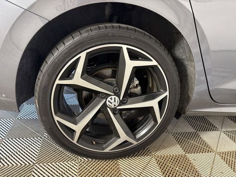 Used 2020 Volkswagen Passat 2.0T R-Line image 33