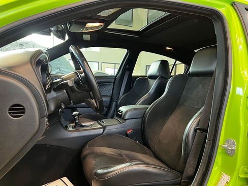 Used 2023 Dodge Charger R/T w/ Plus Group RWD image 7