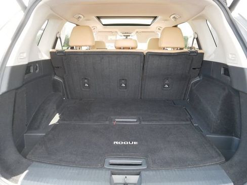 Used 2021 Nissan Rogue Platinum AWD/4WD image 17