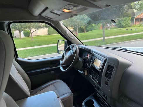 Used 2017 Nissan NV 2500 SV w/ Technology Package image 7