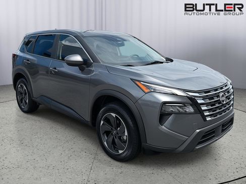 Used 2024 Nissan Rogue SV AWD/4WD image 8