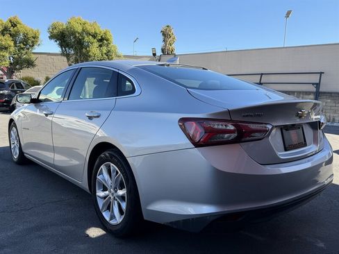 Used 2020 Chevrolet Malibu LT FWD image 12