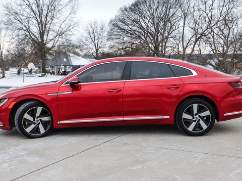 Used 2021 Volkswagen Arteon SE w/ Arteon MDO Package image 4