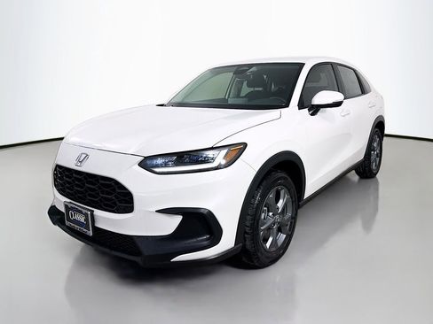 New 2026 Honda HR-V LX image 3