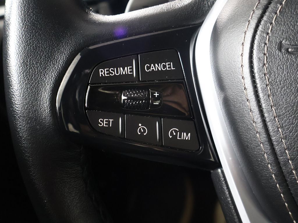 Used 2023 BMW 530e xDrive w/ Convenience Package AWD/4WD image 40