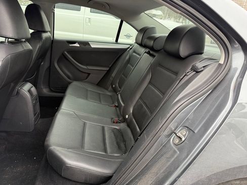 Used 2014 Volkswagen Jetta SE image 39