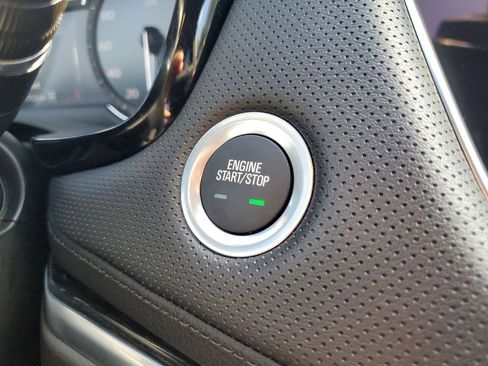 Certified 2025 Cadillac XT5 Premium Luxury w/ LPO, Floor Liner Package image 29