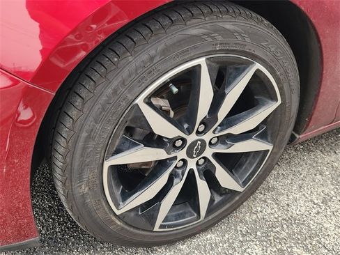 Used 2020 Chevrolet Malibu RS image 9