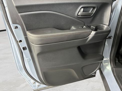 Used 2025 Honda Ridgeline TrailSport image 37