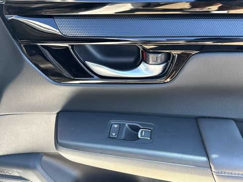 Used 2024 Honda CR-V EX-L image 17