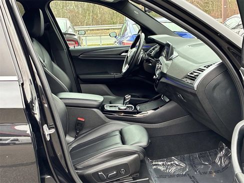 Used 2024 BMW X3 xDrive30i image 10
