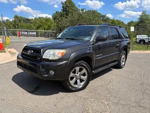 Used 2007 Toyota 4Runner Limited AWD/4WD image 3