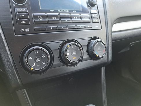 Used 2014 Subaru Impreza 2.0i image 14