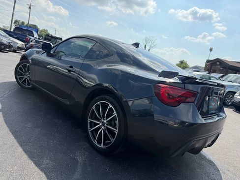 Used 2018 Subaru BRZ Limited w/ Popular Package #3 RWD image 45