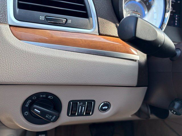 Used 2013 Chrysler 300 C w/ Light Group RWD image 23