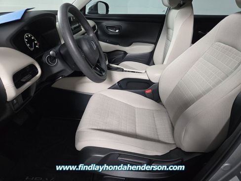Certified 2024 Honda HR-V LX image 14