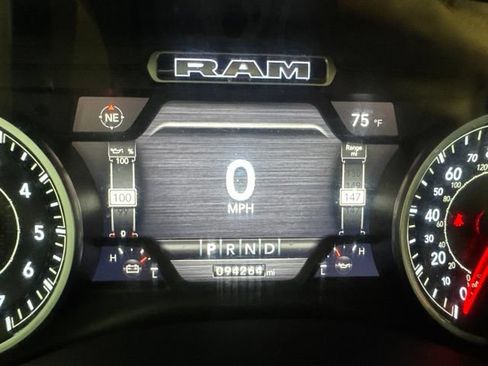Used 2021 RAM 1500 Big Horn w/ Built-to-serve Edition AWD/4WD image 31