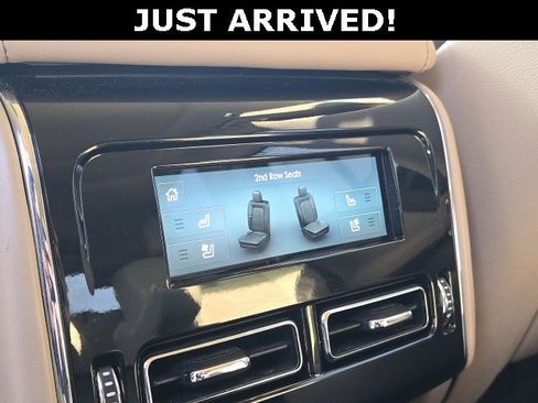 Used 2020 Lincoln Aviator Reserve w/ Equipment Group 202A image 11