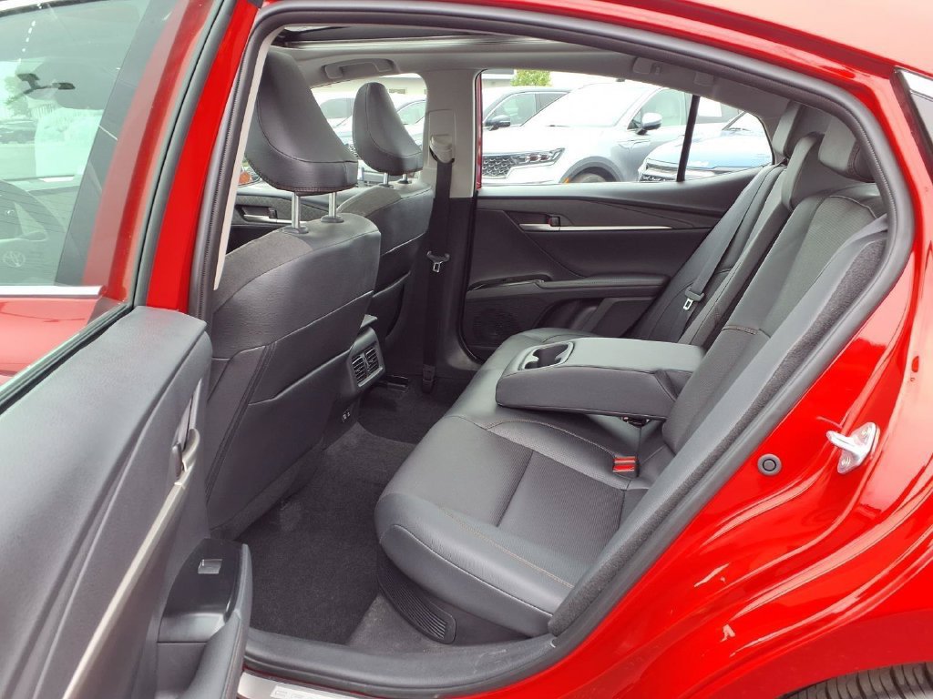 Used 2026 Toyota Camry XLE FWD image 22