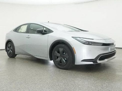 New 2026 Toyota Prius Plug-In Hybrid FWD image 28