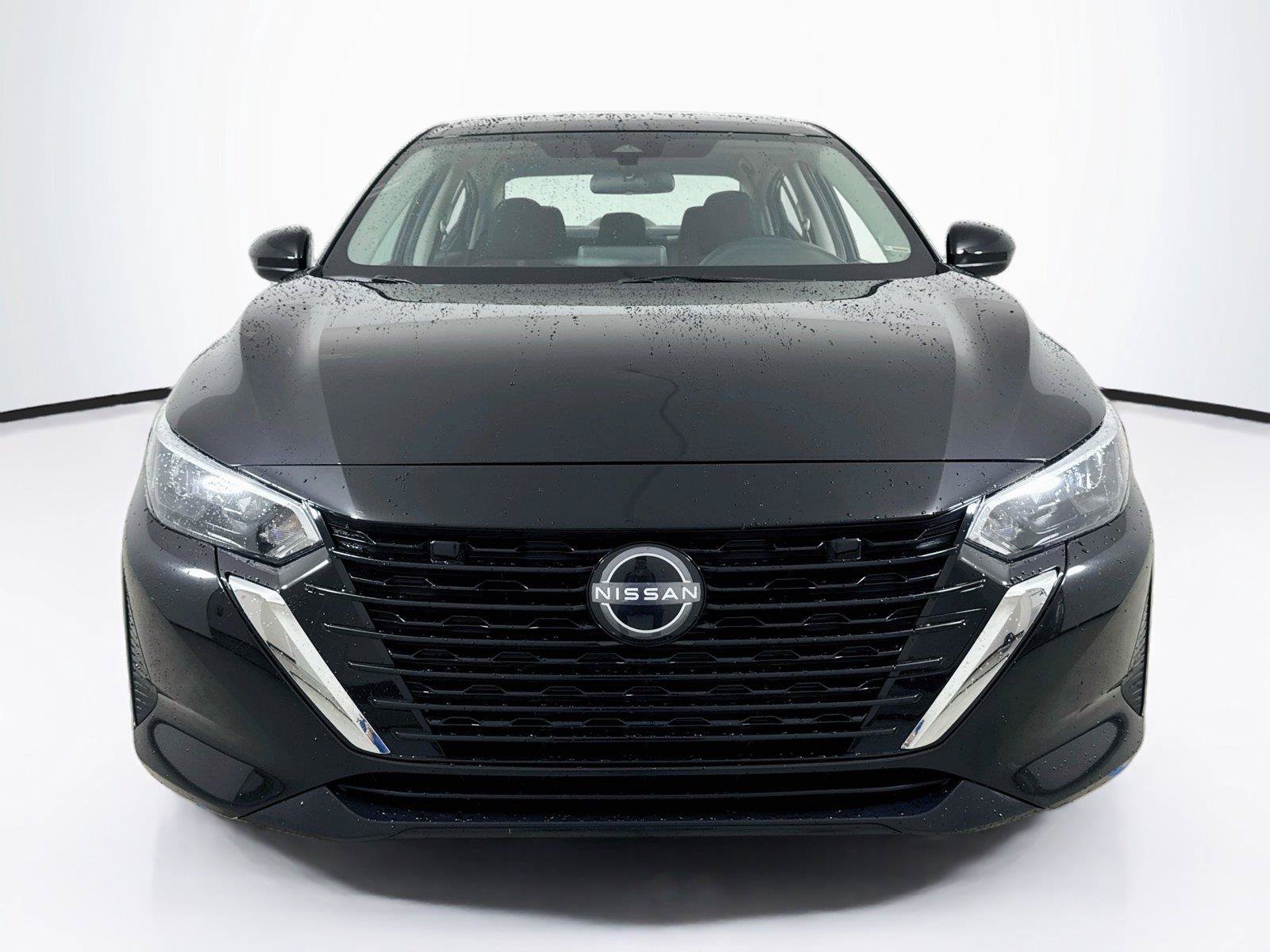 Used 2025 Nissan Sentra SV FWD image 4