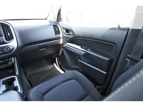 Used 2021 Chevrolet Colorado LT w/ LT Convenience Package RWD image 9