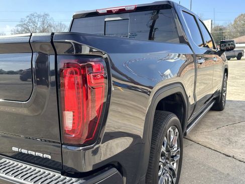 Used 2025 GMC Sierra 1500 Denali Ultimate image 13