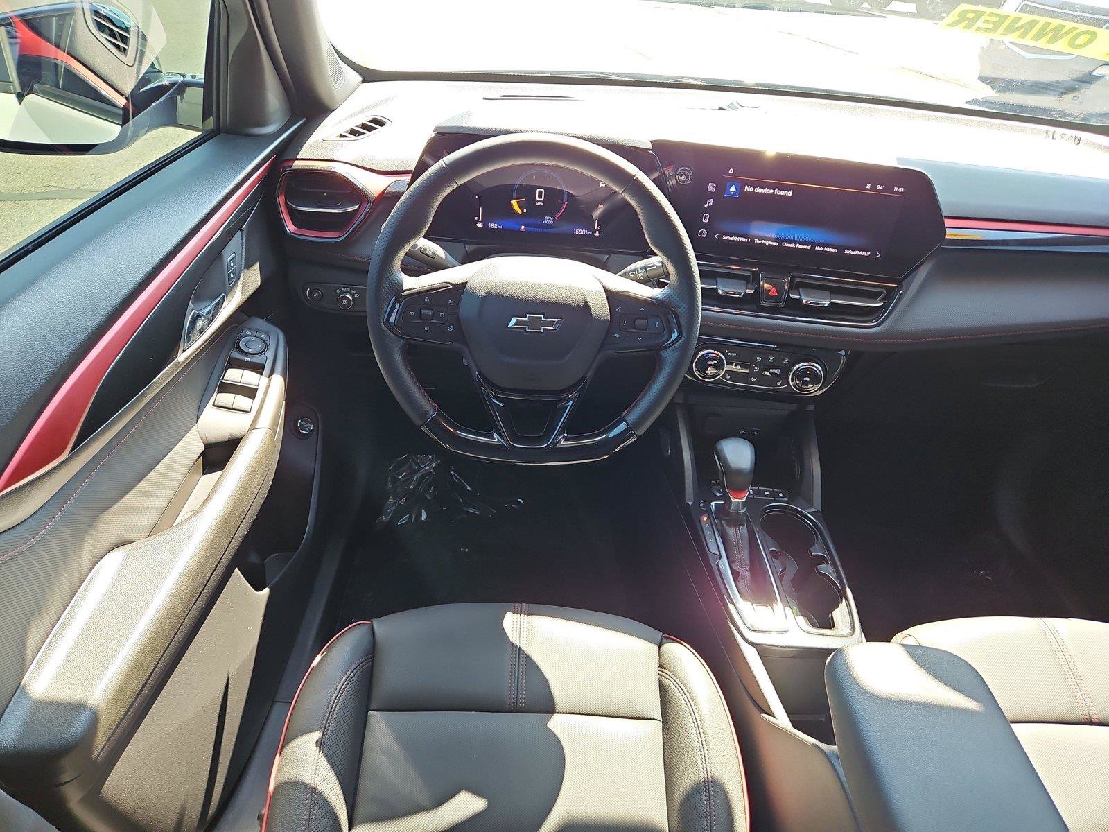 Used 2025 Chevrolet TrailBlazer RS w/ Convenience Package FWD image 10
