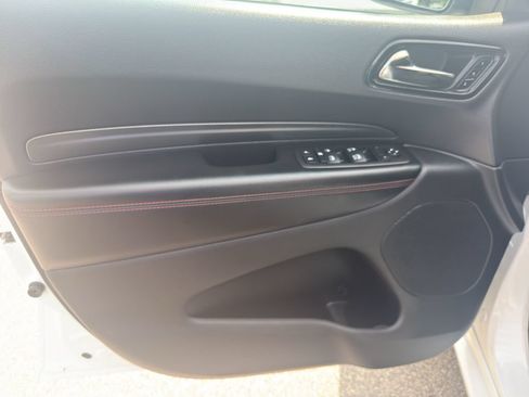 Used 2025 Dodge Durango GT AWD/4WD image 14