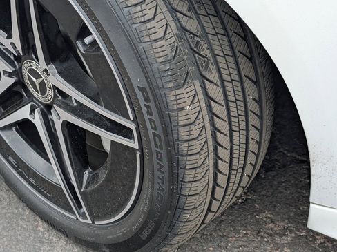 Used 2023 Mercedes-Benz C 300 4MATIC Sedan image 9