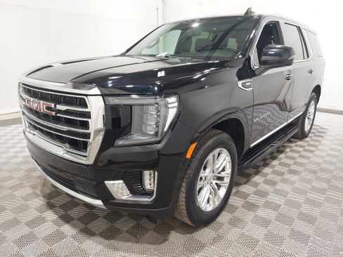Used 2024 GMC Yukon SLT w/ SLT Luxury Package AWD/4WD image 1