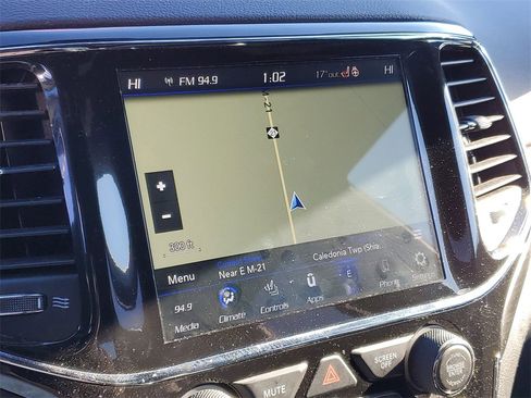 Used 2021 Jeep Grand Cherokee Laredo X image 16