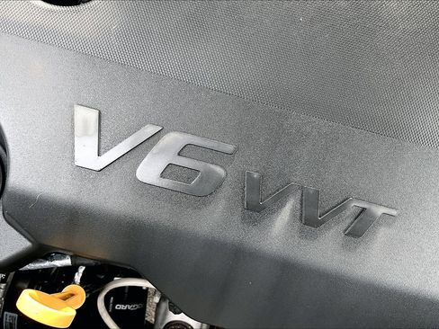 Used 2019 Chevrolet Traverse LS image 32