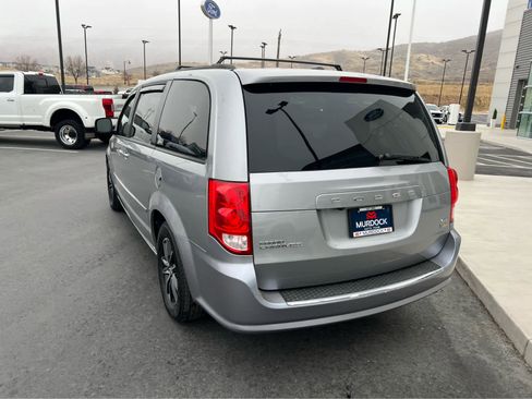 Used 2017 Dodge Grand Caravan GT image 10