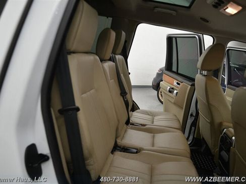 Used 2015 Land Rover LR4 HSE image 23