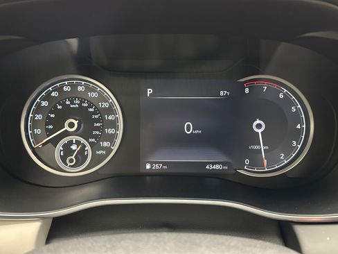 Used 2023 Genesis G70 2.0T w/ Sport Prestige Package AWD/4WD image 9